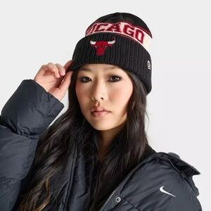 New era retro Chicago Bulls beanie
